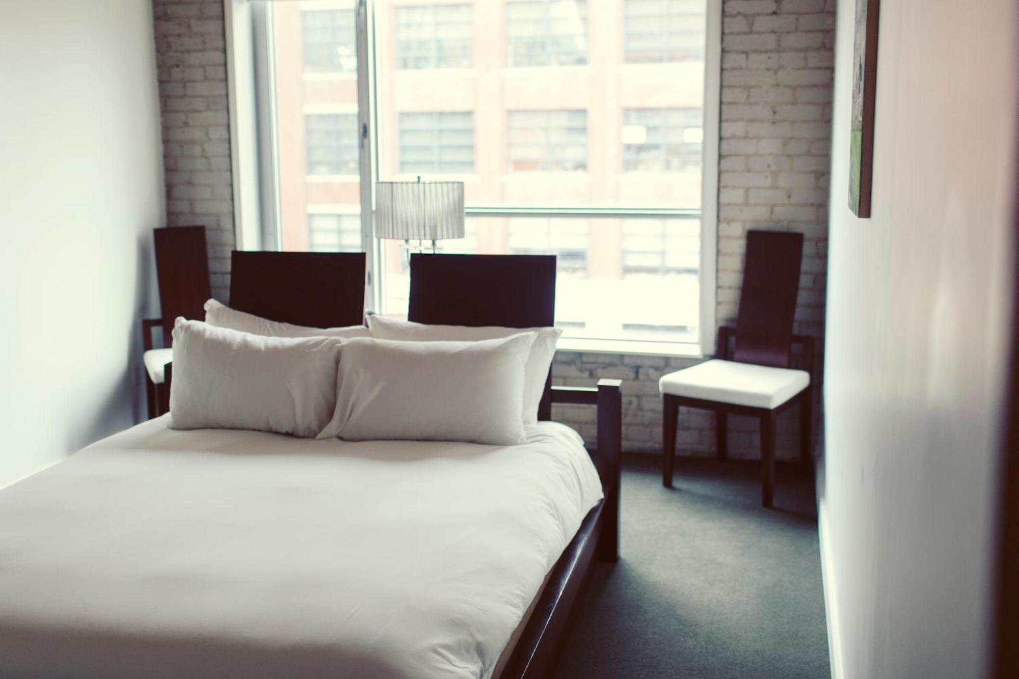 Hotel Ocho Торонто Екстер'єр фото