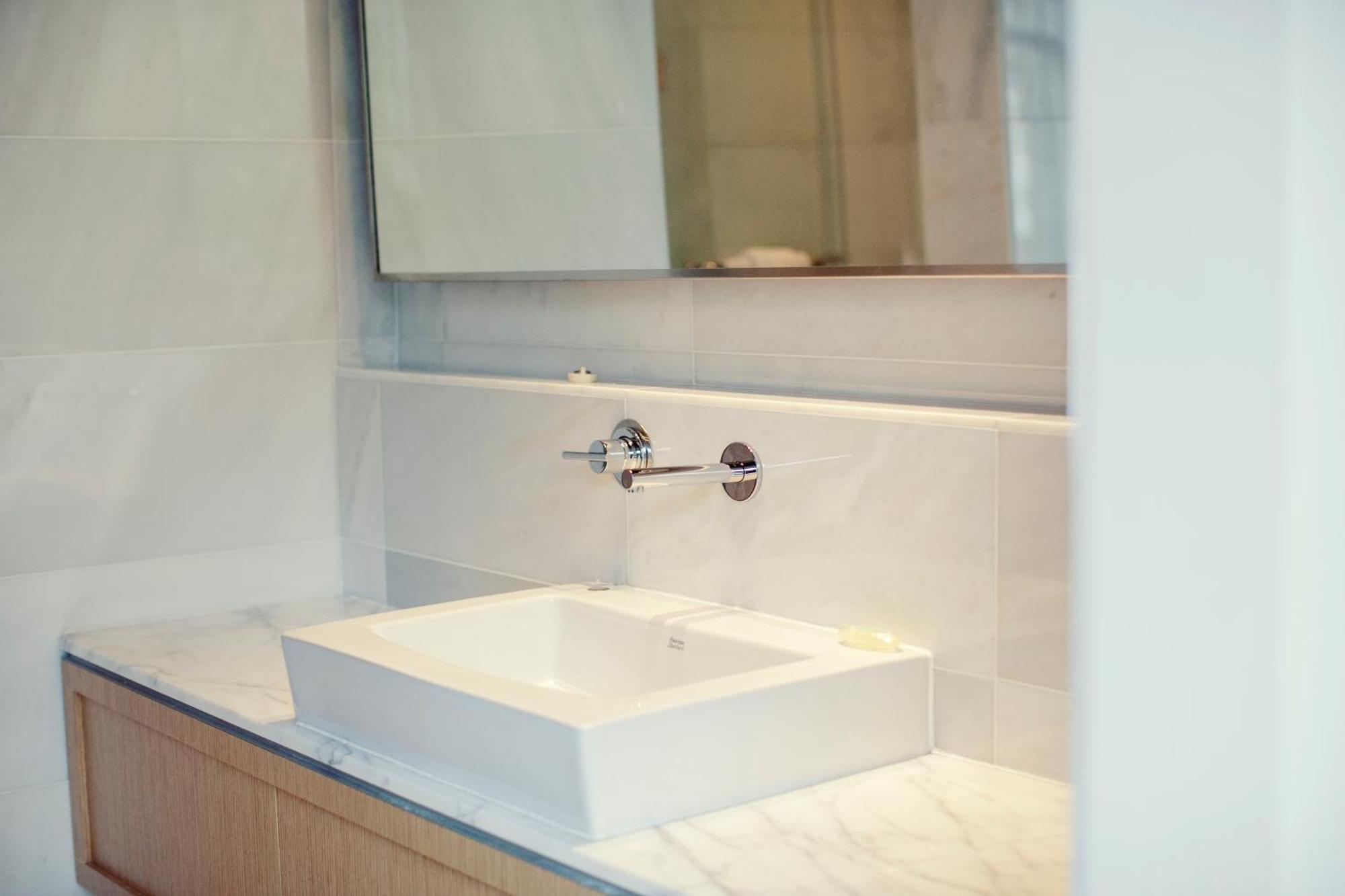 Hotel Ocho Торонто Екстер'єр фото